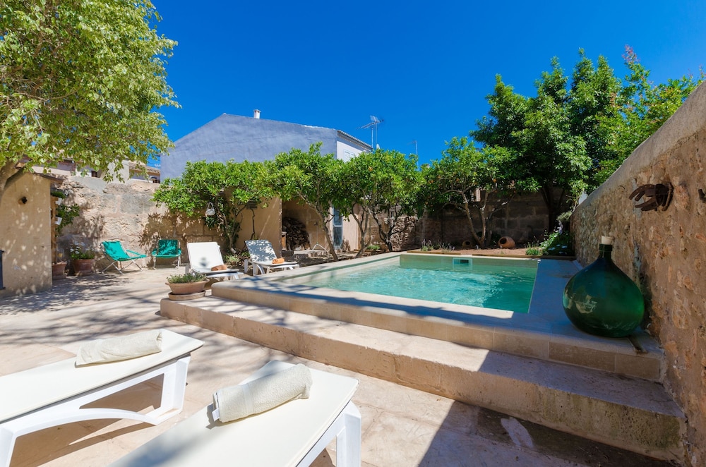 Can Mora in Campos With 3 Bedrooms and 2 Bathrooms — Campos — photo 5