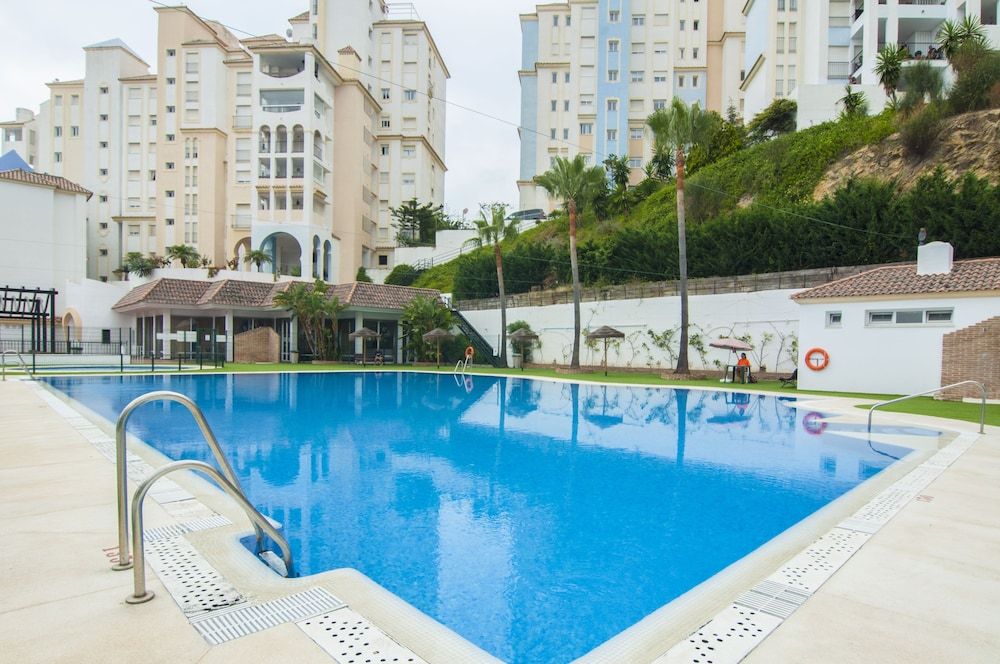 Puerto Deportivo Estepona — 4-Star Luxury Hotel in Estepona, Spain