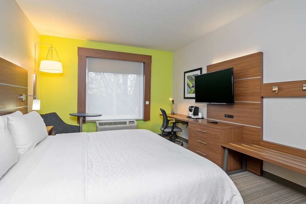 Holiday Inn Express Hotel & Suites Woodbridge by IHG - photo 7