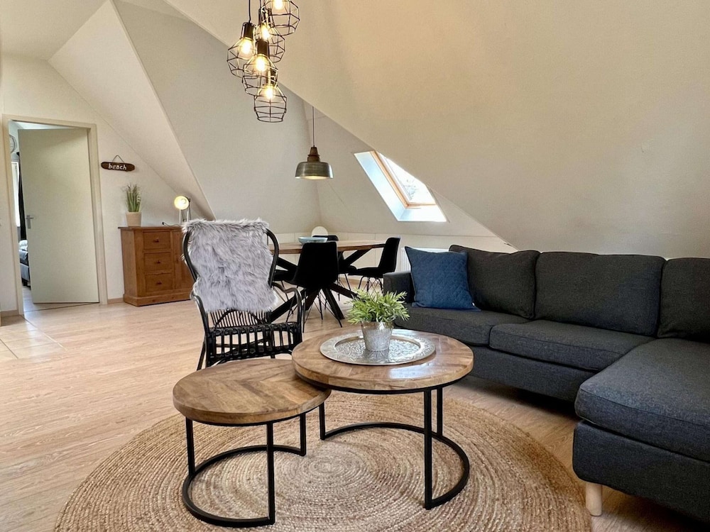 Apartment in Sint Maartenszee near beach — 4-Star Luxury Hotel in Schagen, Netherlands