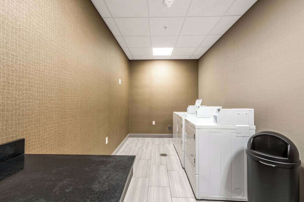 Fairfield Inn & Suites by Marriott St. Joseph Stevensville - photo 30