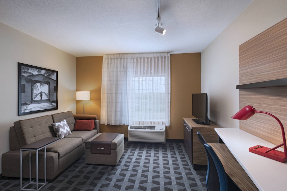 TownePlace Suites by Marriott Naples - photo 13