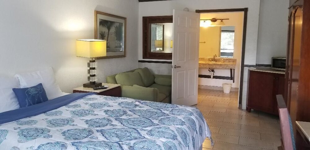 Extended Stay Brunswick - photo 19