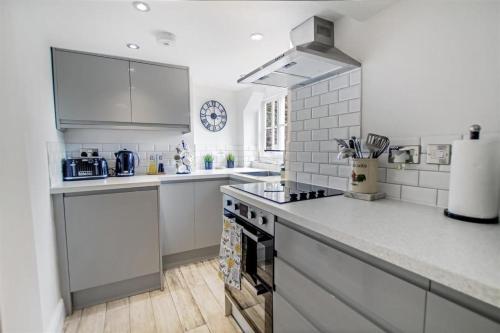 Comfy Dales holiday base on Market Place of historic market town