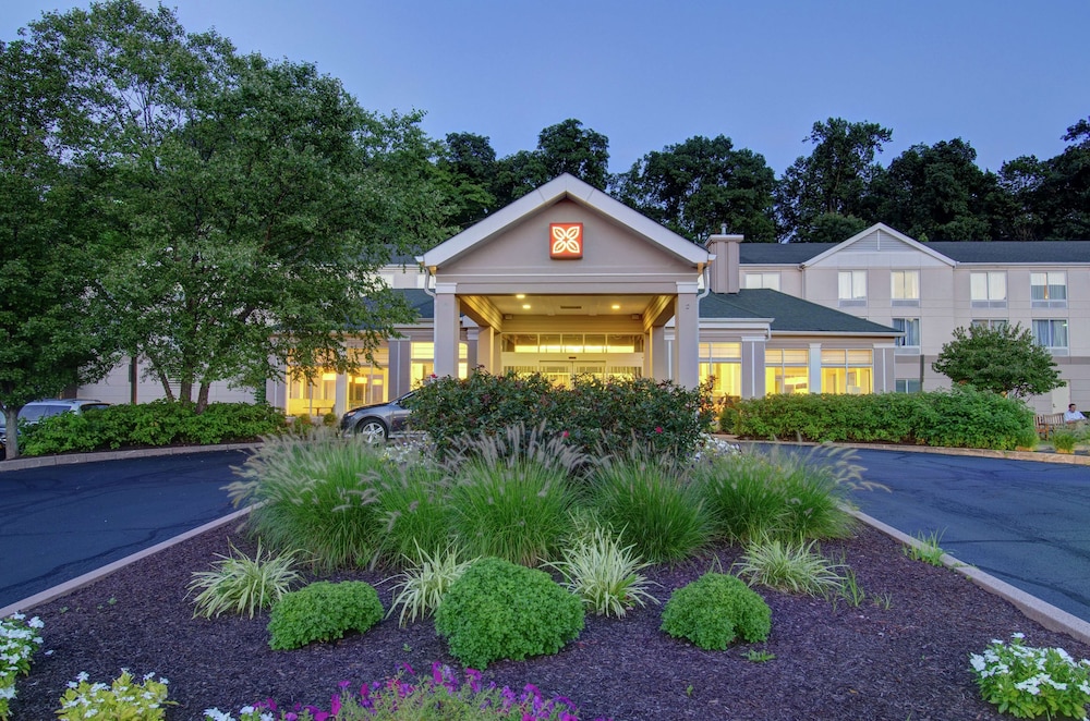 Hilton Garden Inn Norwalk - photo 65
