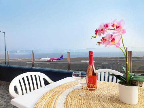 Gateone Al Airport View House — 4-Star Luxury Hotel in Machico, Portugal