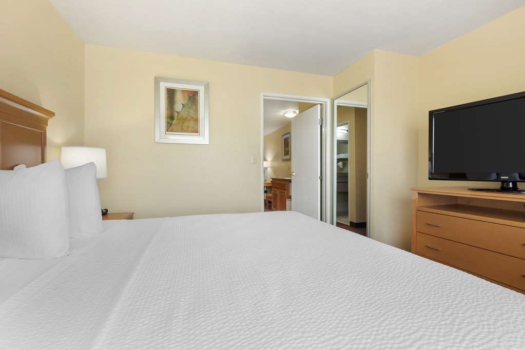 Best Western Plus Waco North - photo 14