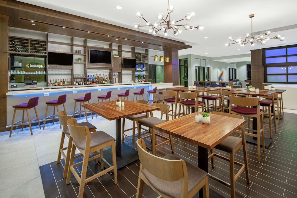 Hilton Garden Inn Surprise Phoenix - photo 25
