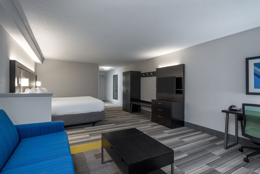 Holiday Inn Express & Suites Florence I 95 & I 20 Civic Ctr by IHG - photo 21