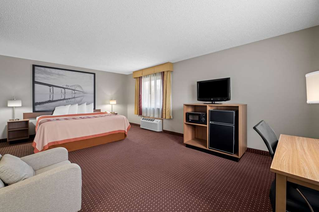 Super 8 by Wyndham Waverly - photo 29