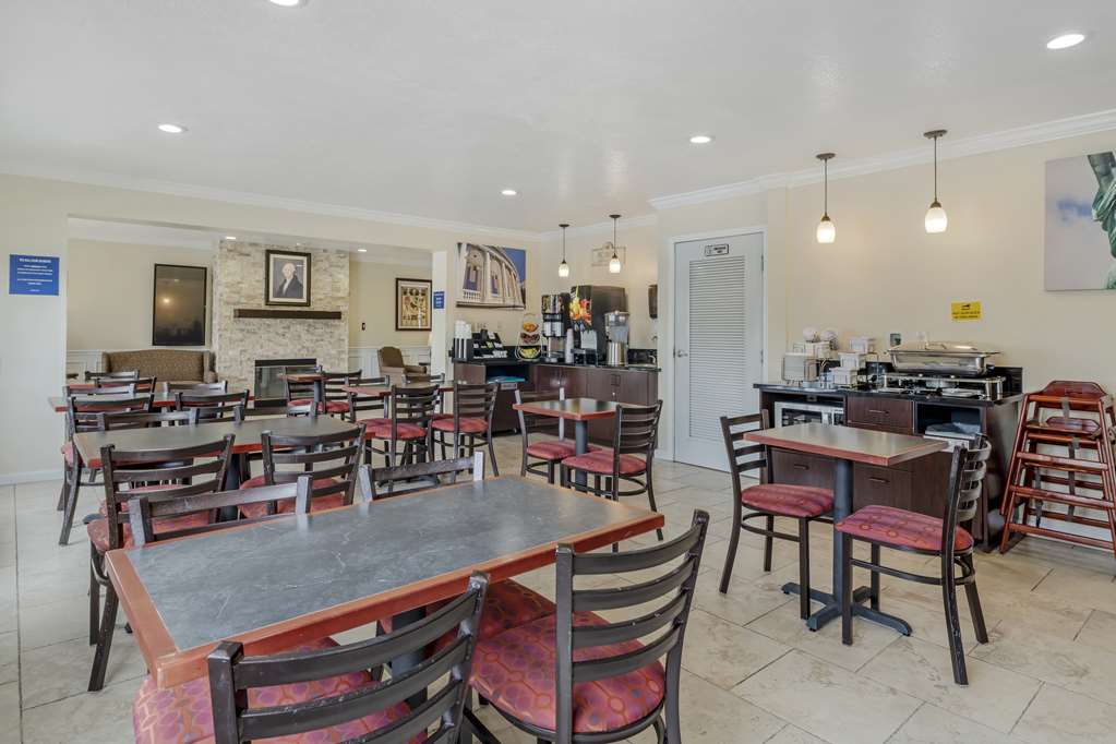 Best Western Salinas Monterey Hotel - photo 11