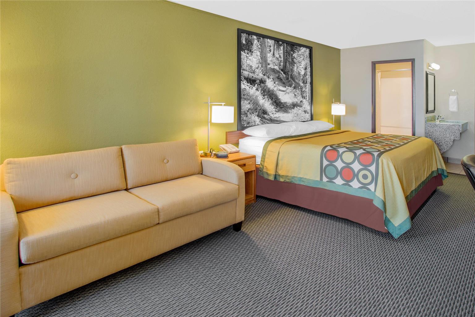 Super 8 by Wyndham Windsor Madison North - photo 12
