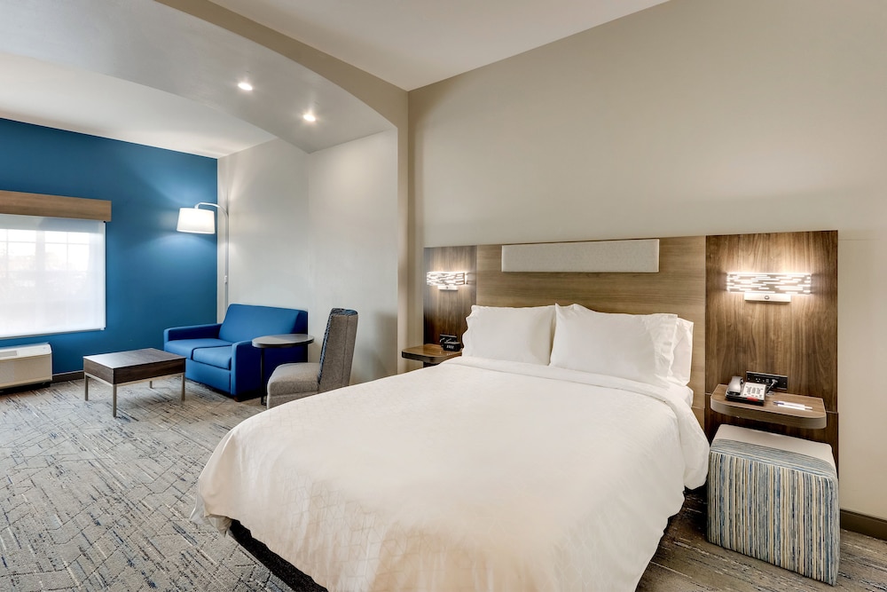 Holiday Inn Express & Suites Ardmore by IHG - photo 6