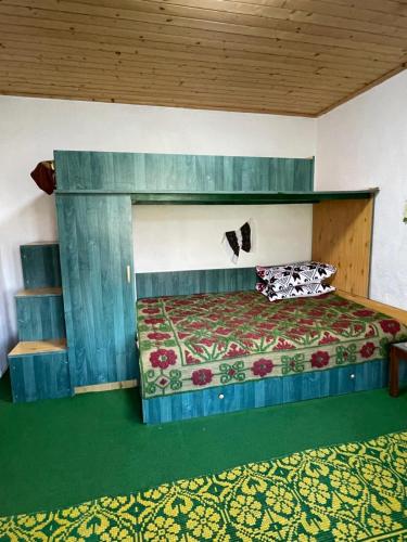 Căsuța fă rai din ce ai in Buzau, Romania