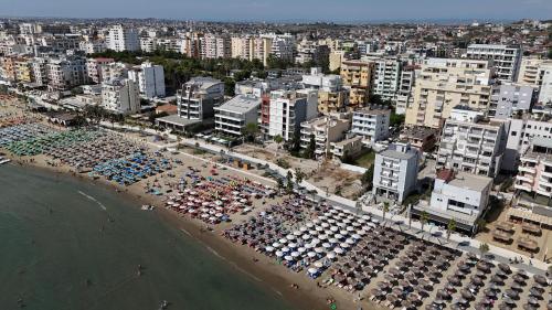 Hotel Vila Max - carbon neutral hotel in Durres