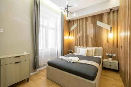 Exclusive n' Spacious Elizabeth Central Suite — 4-Star Luxury Hotel in Budapest, Hungary