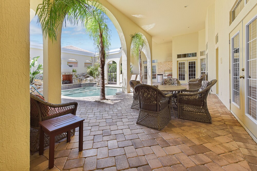 Royal Swan by Vtrips — 4-Star Luxury Hotel in Palm Coast, United States