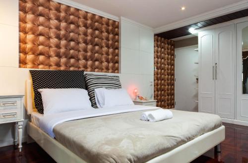 Clean Comfy Cozy easy to go Siam Paragon and Chatuchak Market