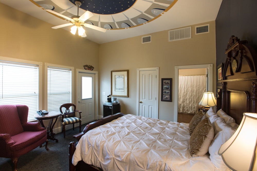 Gruene River Hotel & Retreat - photo 32