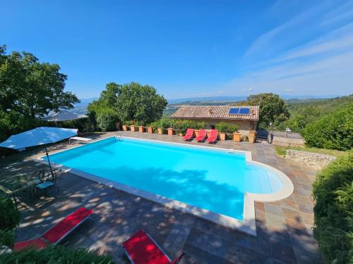 Villa delle lucciole — 4-Star Luxury Hotel in Massa Martana, Italy