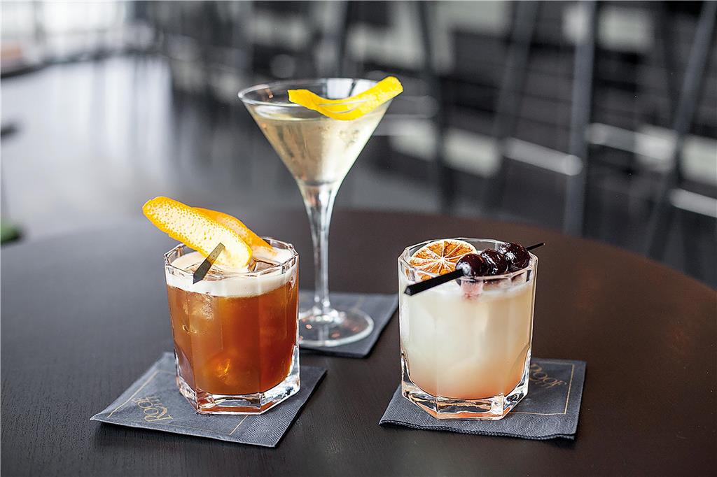 Cocktails at ROOF Bar