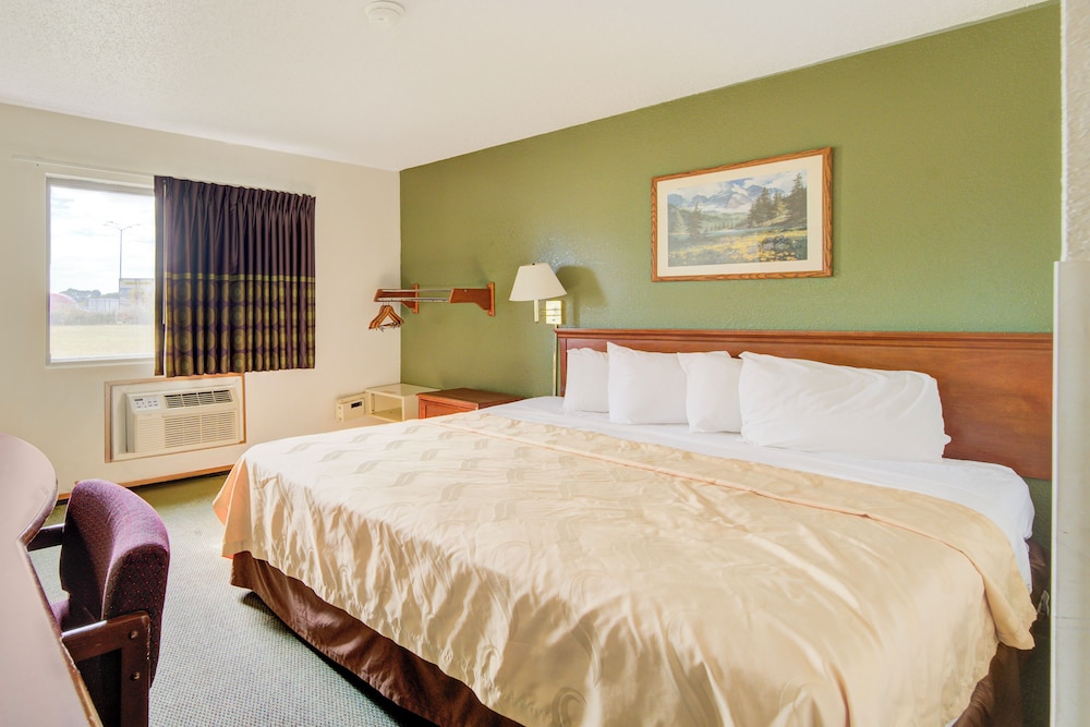 Capital O Amerihost Inn and Suites Kingdom City Hwy 54 MO - photo 18