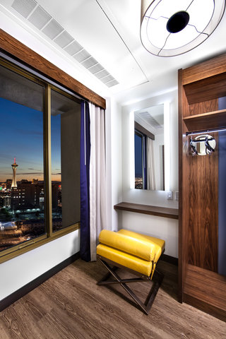 El Cortez Cabana Suites - photo 15
