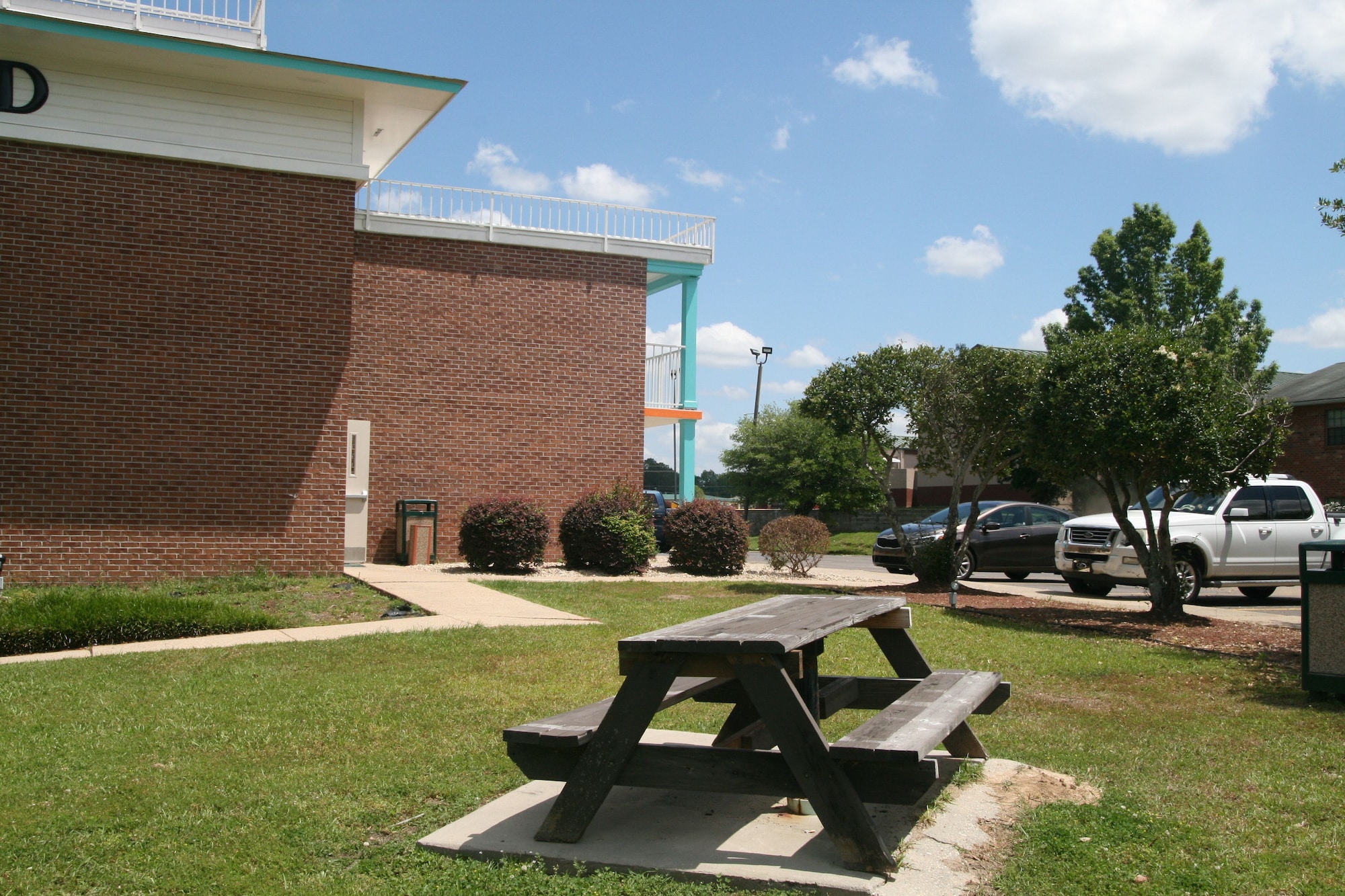 Moonlight Inn Hotel O Hattiesburg MS - photo 32