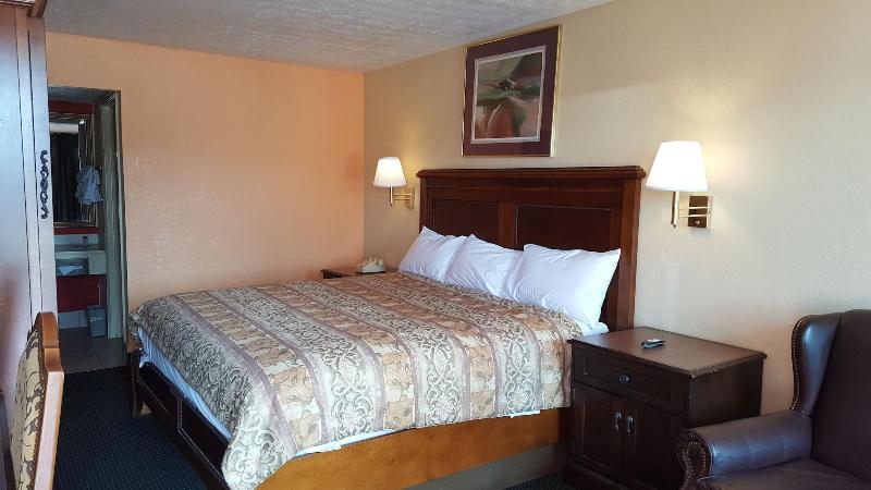 Garden Inn & Extended Stay Shepherdsville Louisville - photo 40