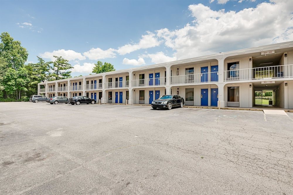Motel 6 High Point - photo 19