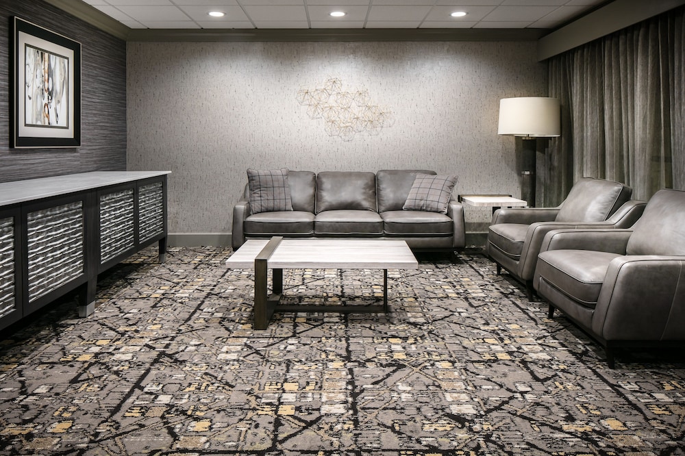 Holiday Inn Hotel & Suites Des Moines Northwest by IHG - photo 50