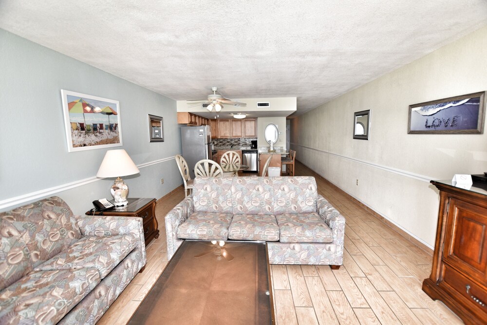 0404 Waters Edge Resort 1 Bedroom Condo by RedAwning - photo 30