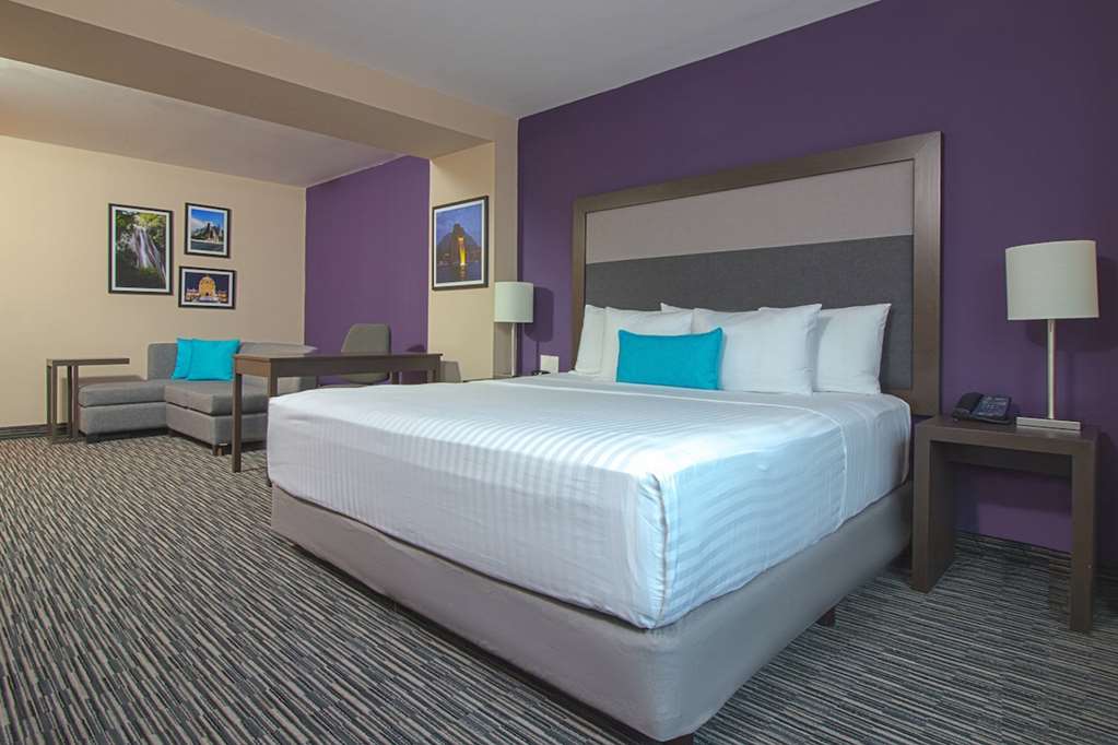 Guest room