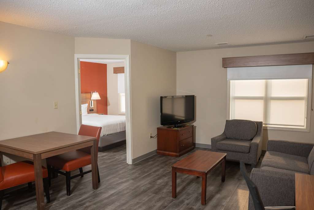 Hawthorn Suites BY Wyndham Erie - photo 6
