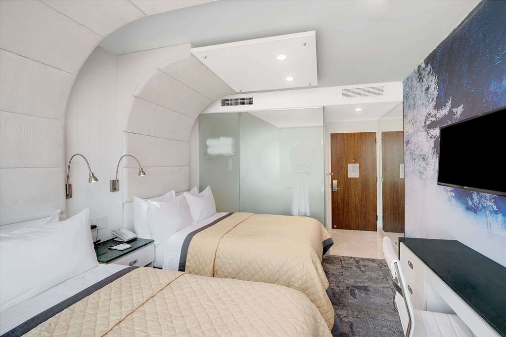 Wyndham Garden Brooklyn Sunset Park - photo 8
