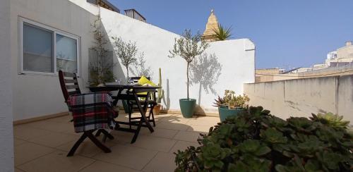 Ayla Studio House — 4-Star Luxury Hotel in Birzebbuga, Malta