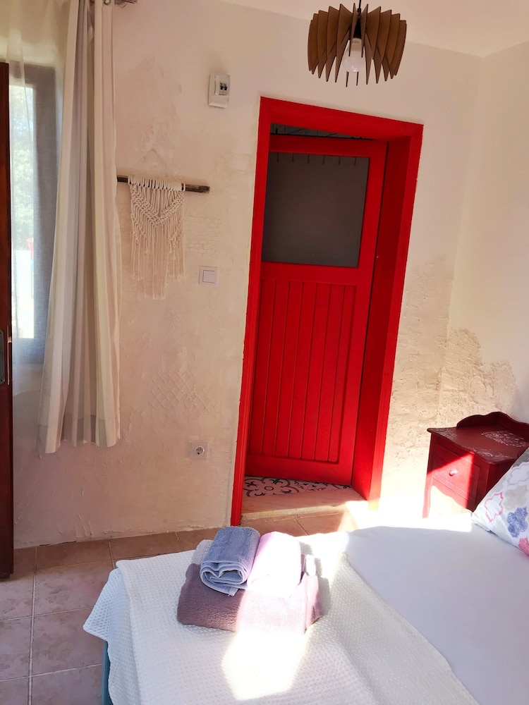 Tenedos Tatil Odaları — Bozcaada — photo 2
