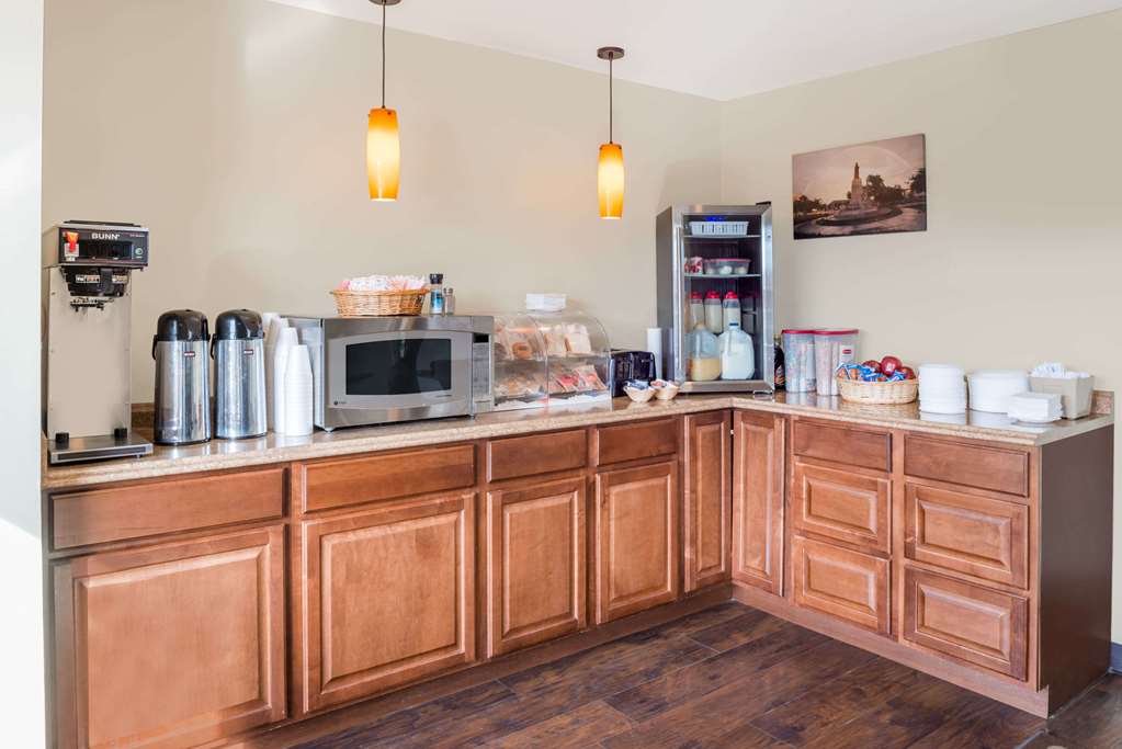 Knights Inn Jacksonville East Morton Ave - photo 16