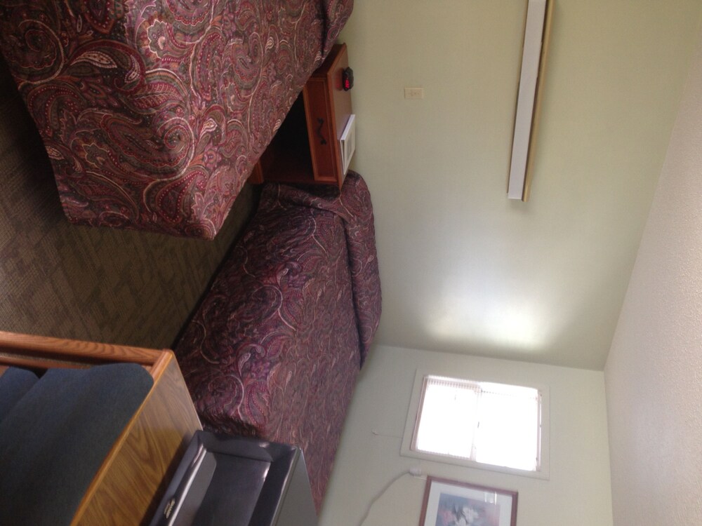 Jamestown Motel - photo 31