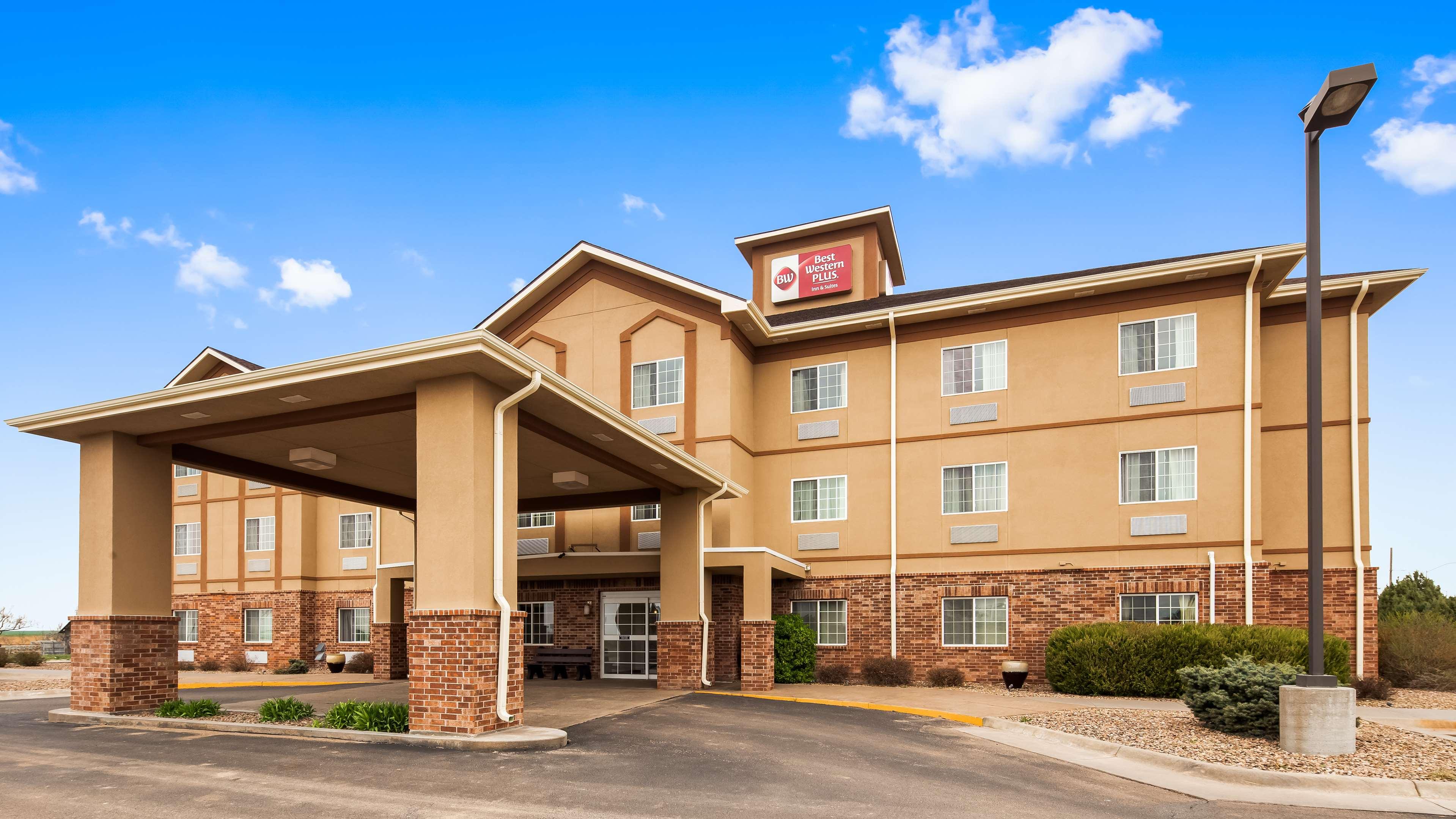 Best Western Plus Wakeeney Inn & Suites pet-friendly hotel Wakeeney