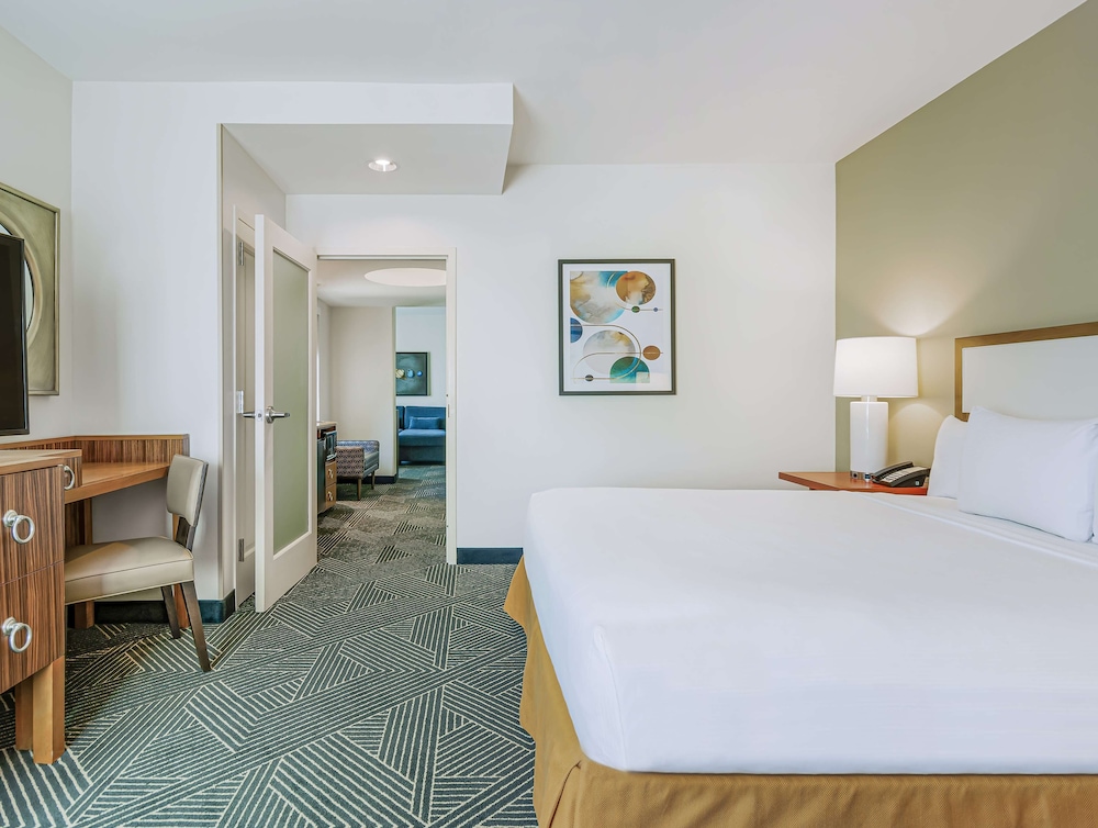 Embassy Suites Houston Downtown - photo 14