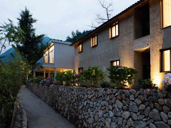 Xishan Shendu Hostel — 4-Star Luxury Hotel in Hangzhou, People's Republic of China