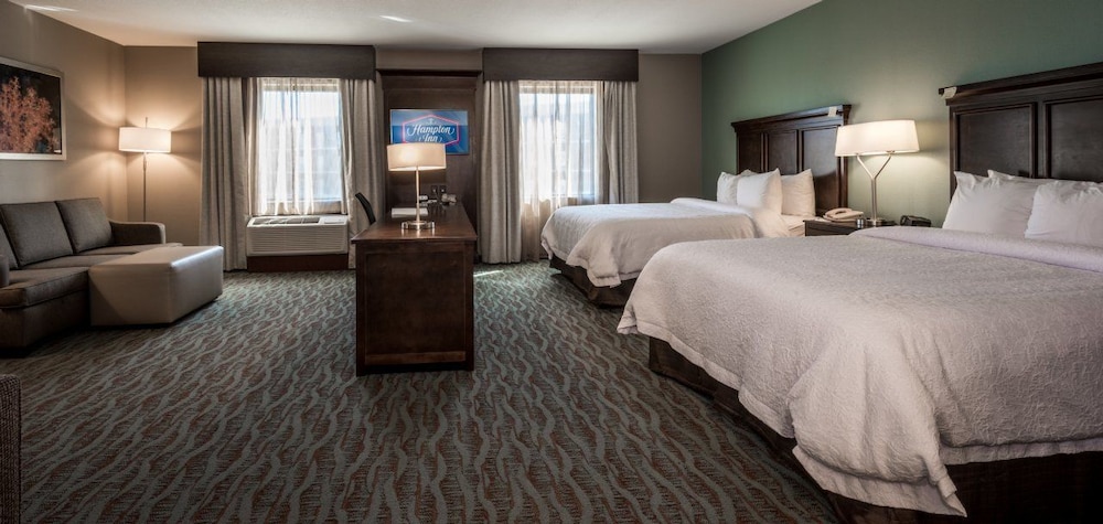 Hampton Inn & Suites Gulfport I 10 - photo 8