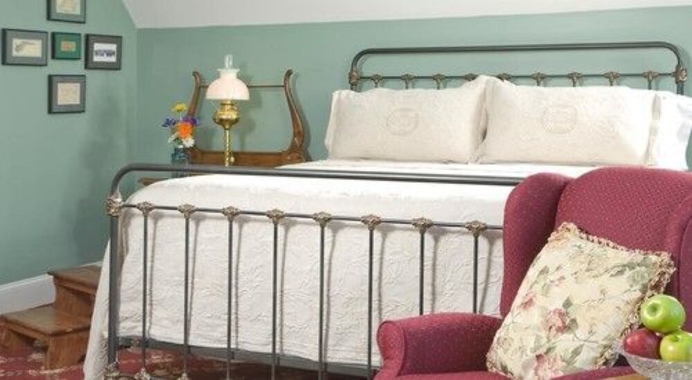 The Carriage House Inn Bed & Breakfast - photo 27
