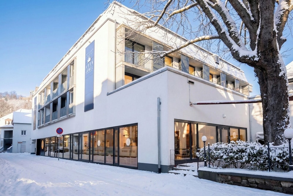 Digital Hotel Kronjuwel By Bright Waldkirch Self Check In — Waldkirch
