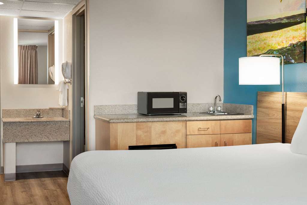 Days Inn by Wyndham Hershey - photo 19