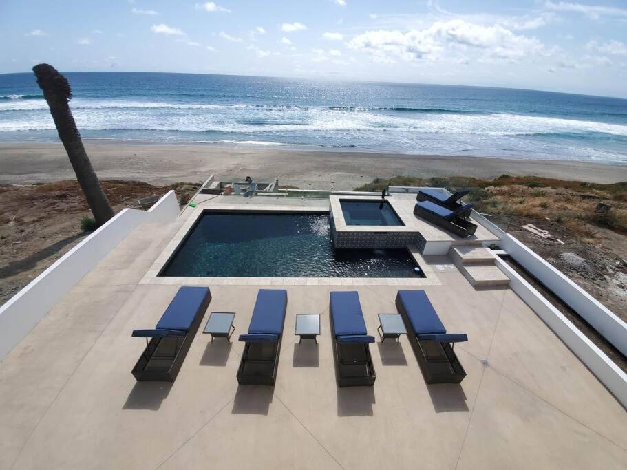 Majestic Beachfront Hideaway - last minute hotel in Unknown City