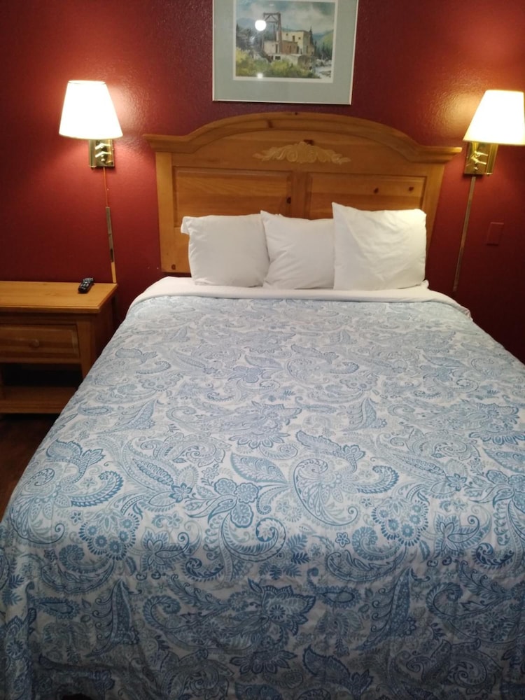 Econo Inn Anchorage - photo 13