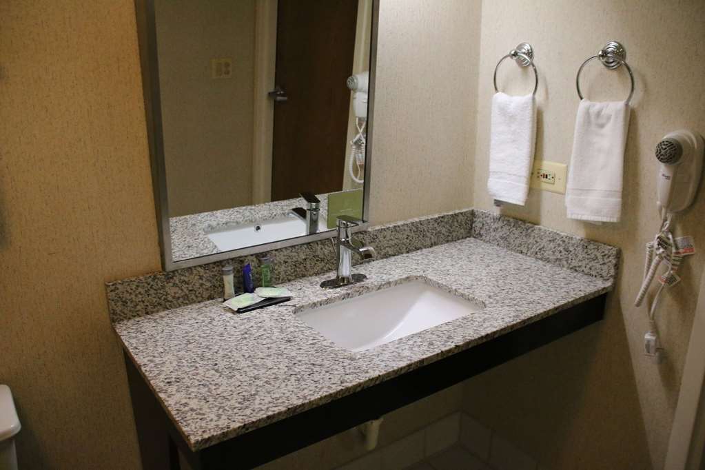 Sleep Inn near Great Lakes Naval Base - photo 18