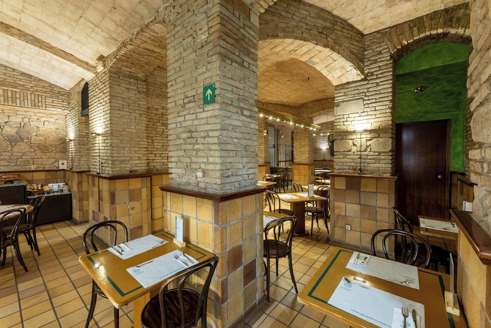 מזון ומשקאות